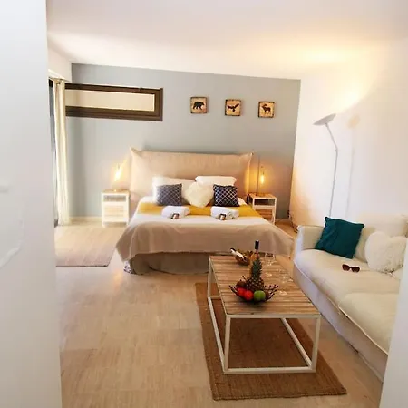 Апартаменты Corniche D'or 2 Yourhosthelper
